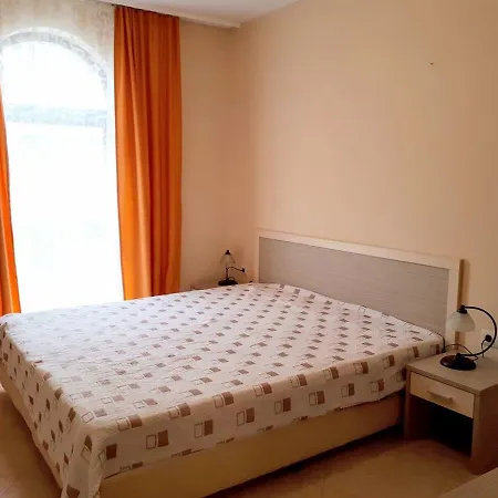 Royal Sun Complex Aparthotel 3*