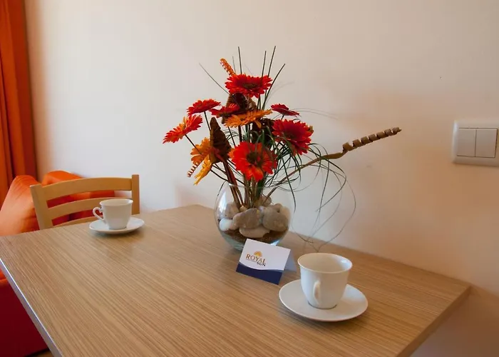 Royal Sun Complex 2*