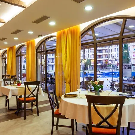 Hotel de apartamente Royal Sun Complex
